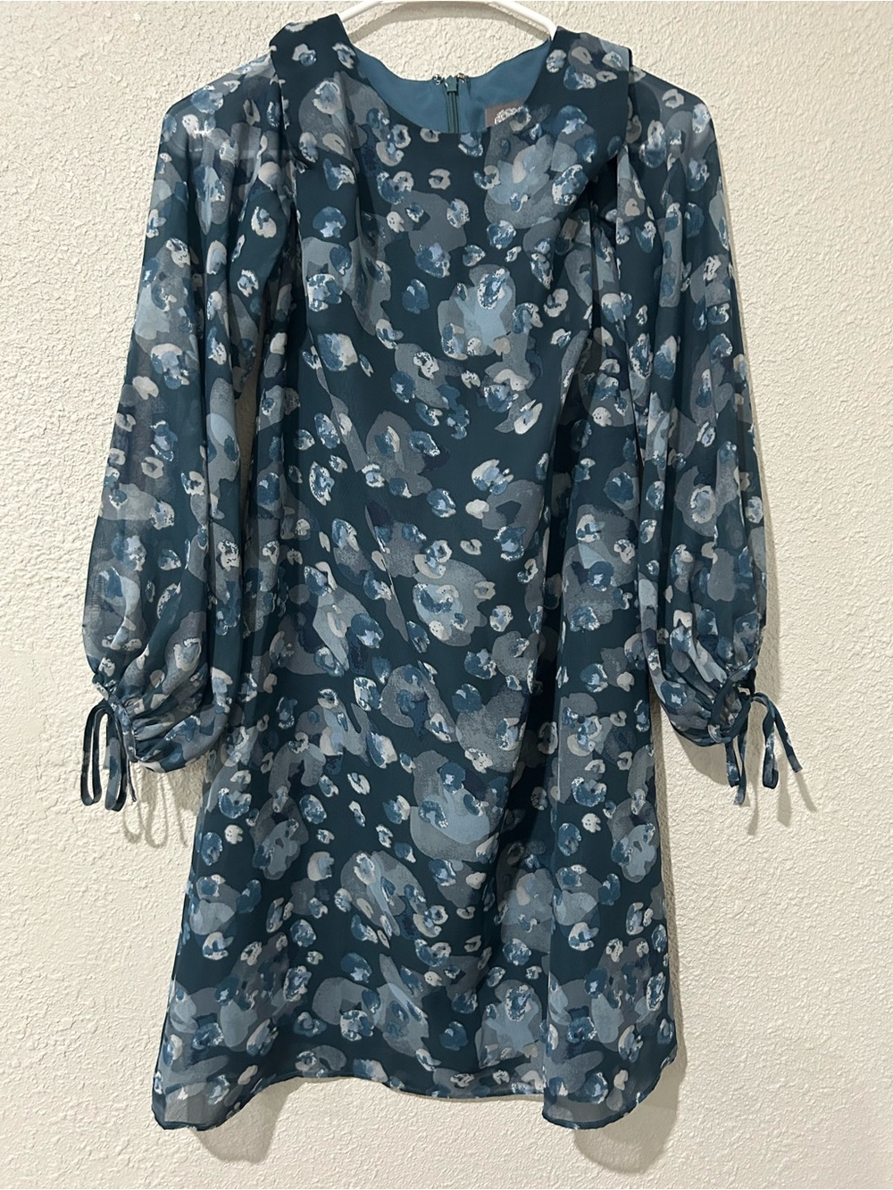 Vince Camuto Teal Blue Floral Tie-Sleeve Mini Dress